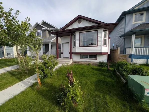 151 N Taracove Estate Dr NE, Calgary, AB T3J 4R1