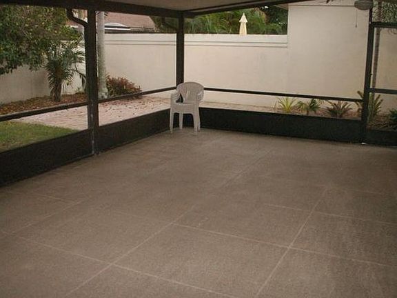 20131126212533392495000000-o