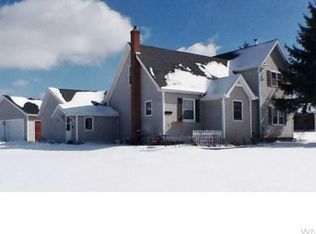 8315 Jennings Rd, Eden, NY 14057