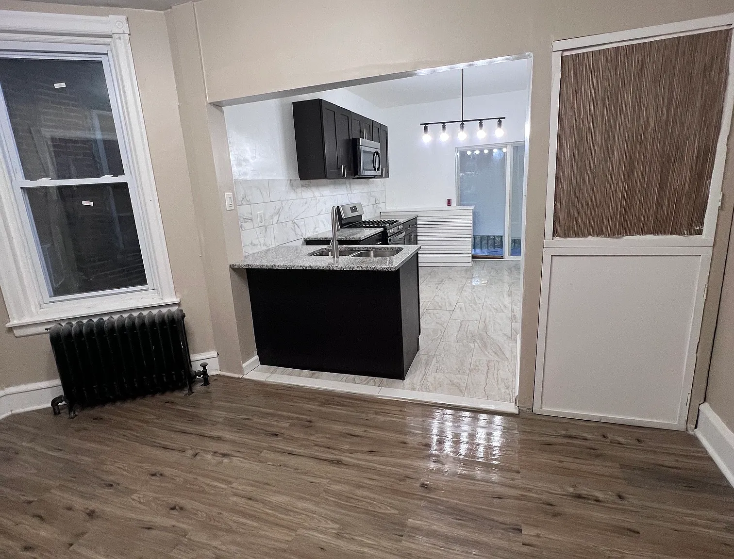 3 bed, 1300 sqft, $1,500 — Photo 4