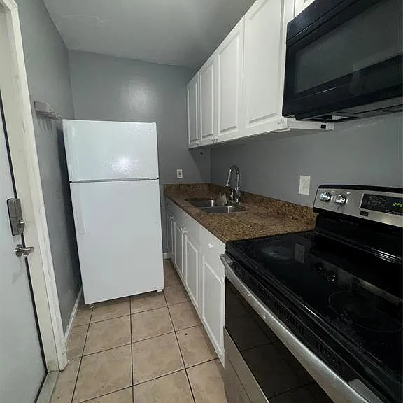 1132 NW 4th Ave #1 — Photo 3