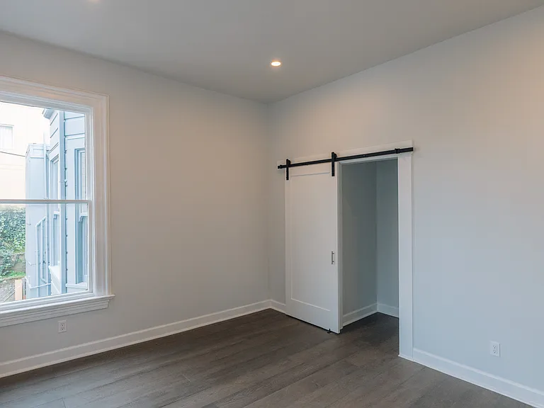 1511 Golden Gate Ave #8 — Photo 9