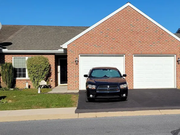 125 Blackbird Ln, Shippensburg, PA 17257