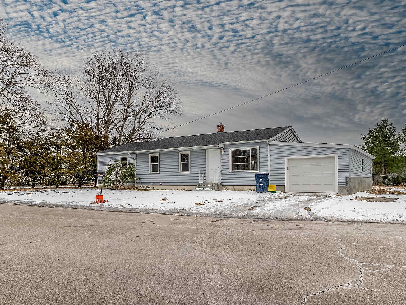 10 Marie Avenue, Nashua, NH 03063 Zillow