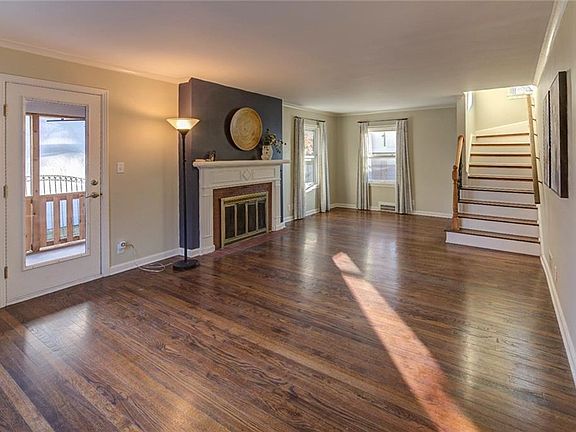 5th image of 1215 W Gregory Blvd