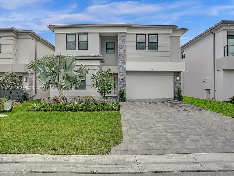 8642 Swinley Forest Way — Photo 52