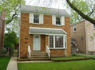 6042 N Whipple St, Chicago, IL 60659