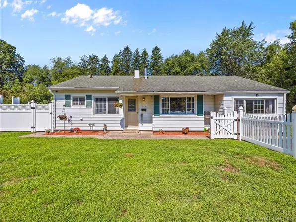 224 East Side Drive, Wallingford, CT 06492