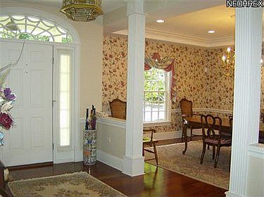 4th image of 8332 Wildflower Ln