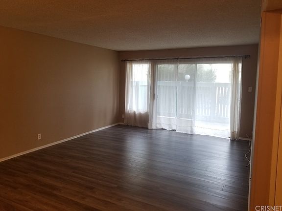 3rd image of 5700 Etiwanda Ave Unit 140