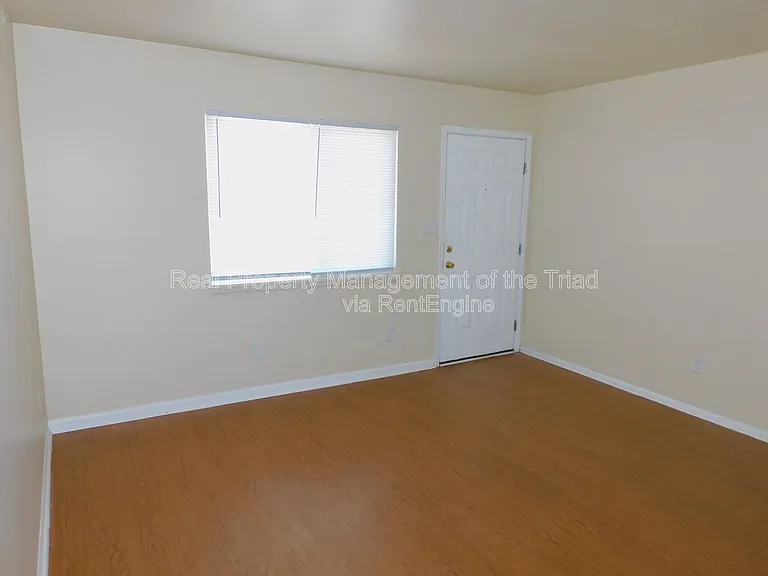 4216 Parker St #G — Photo 2
