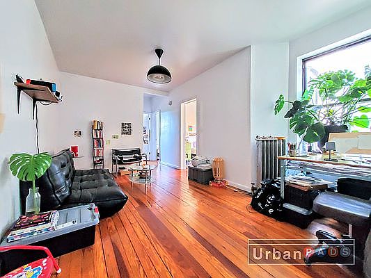 2nd image of 332 Vernon Ave APT 12