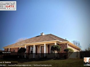404 Pear Orchard Dr, Brandon, MS 39042