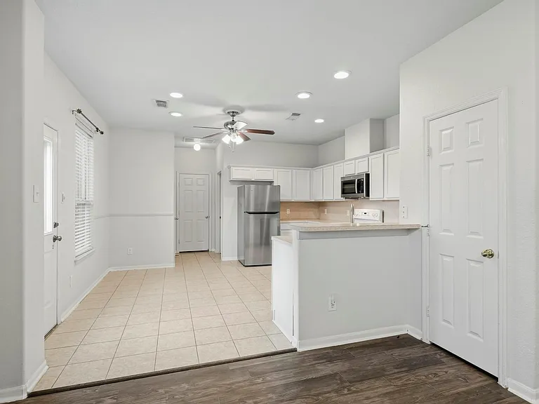 3039 Orange St — Photo 9