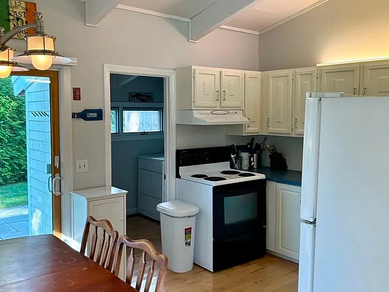 80 Salt Box Rd #1 — Photo 10