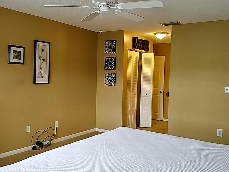 8045 Eastlake Dr — Photo 10