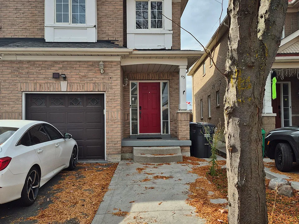 45 Rotunda St