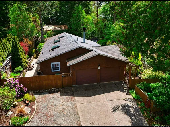 745 Shelter Bay Drive, La Conner, WA 98257