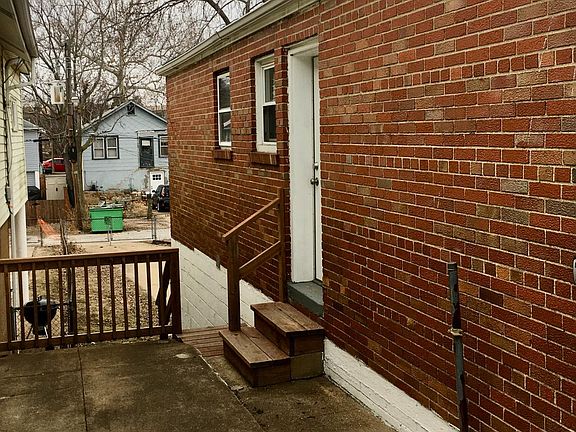 3rd image of 2143 Sulphur Ave
