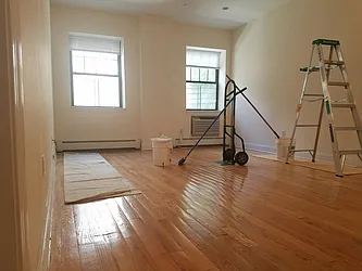 Rented by DYNAMIC REALTY OF NEW YORK CORP