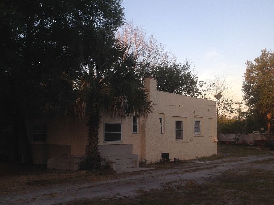 1st image of 1228 NW 33rd St