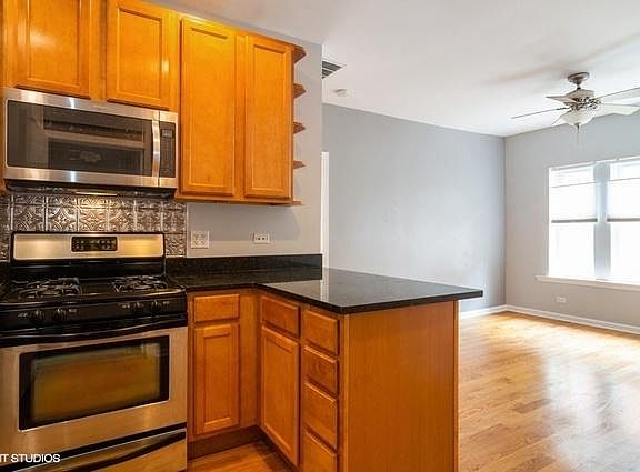 2nd image of 4836 W Hutchinson St APT 202