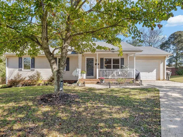 215 Yamasee Ct, Lyman, SC 29365