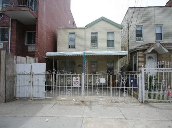 10462 39th Ave, Corona, NY 11368