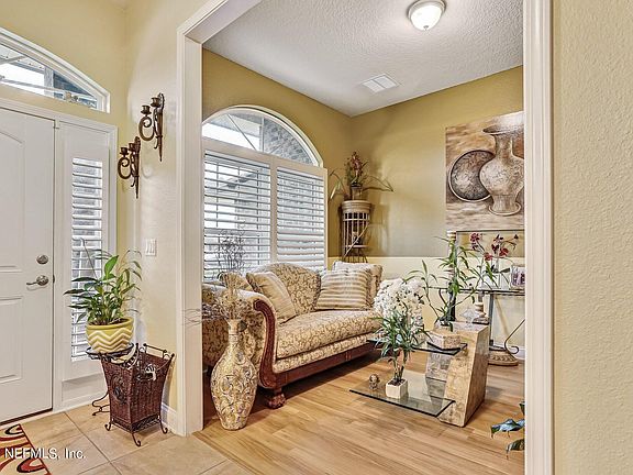2nd image of 6657 Digby Ln
