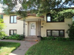 104 3rd Ave NE, Crosby, MN 56441