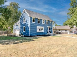 219 Park St, Winfield, KS 67156