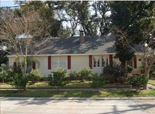 313 Haring Rd, Metairie, LA 70001