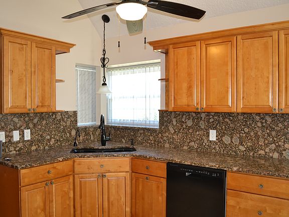 5th image of 1670 Big Oak Ln