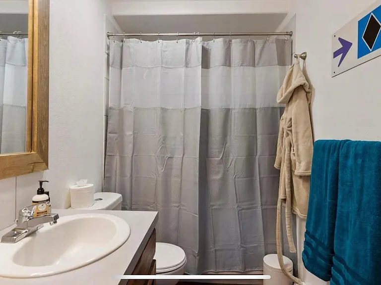 712 High Point Dr — Photo 7