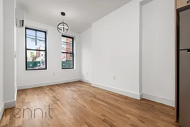 Rented by Rennit Inc.