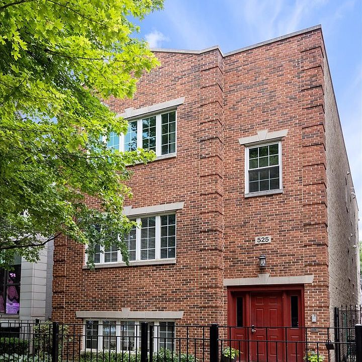 1st image of 525 N Claremont Ave APT 3