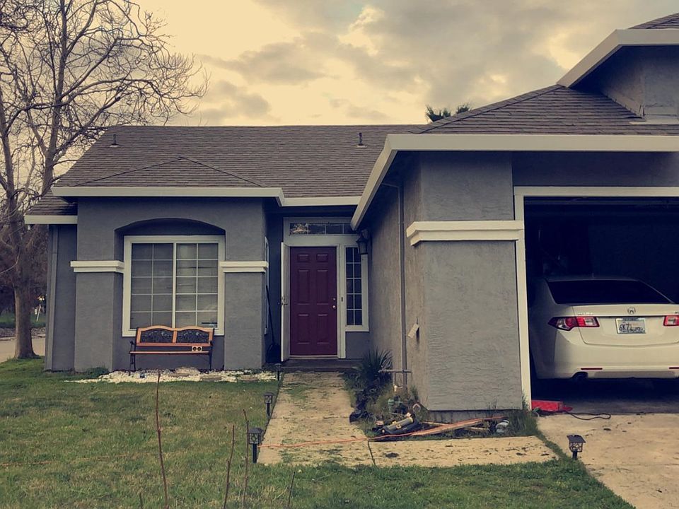 1st image of 2547 Tilden Park St