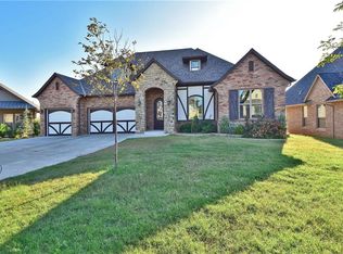 4900 Coronado Bridge Ct, Edmond, OK 73034