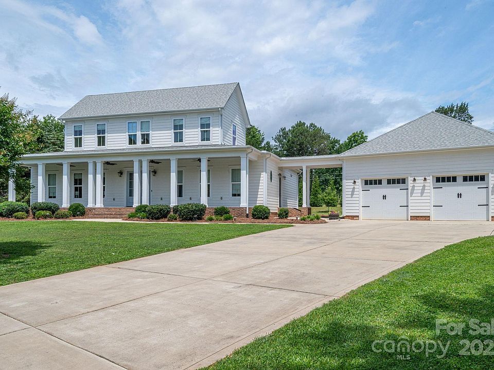 1st image of 1621 Lakefield Cir