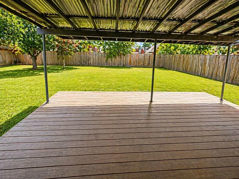 12318 Braewick Dr — Photo 2