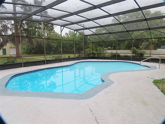 5th image of 6325 Wynglow Ln