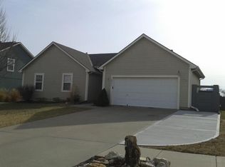 1311 S 6th St, Louisburg, KS 66053