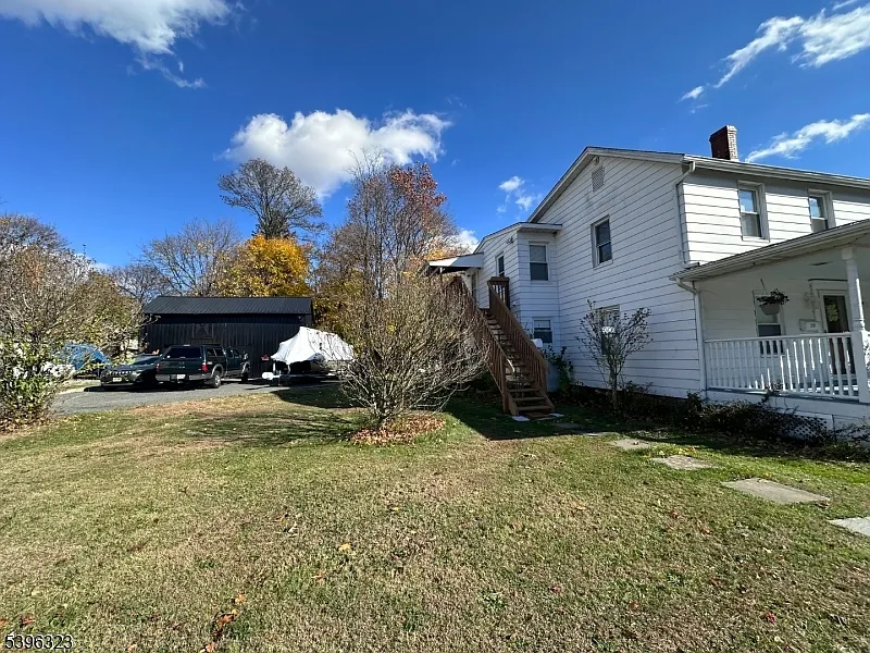 Building Photo - 376 S Main St #1