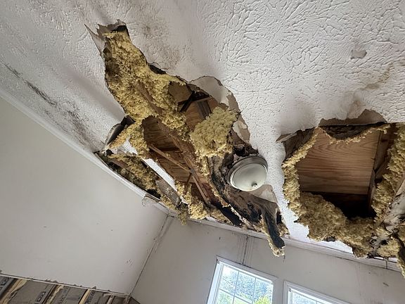 3rd image of 1050 1st St #77