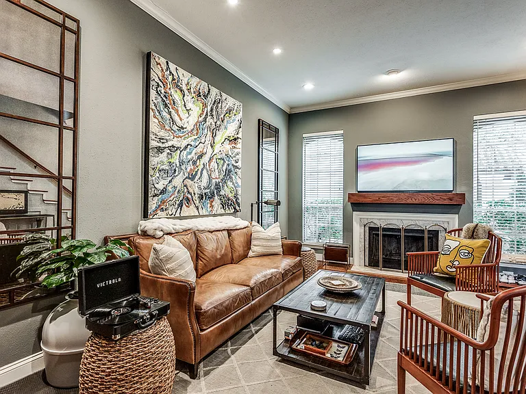 4424 Holland Ave #103 — Photo 4