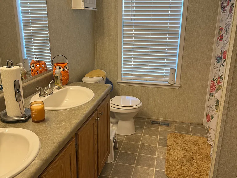 2294 Hunters Ln — Photo 7