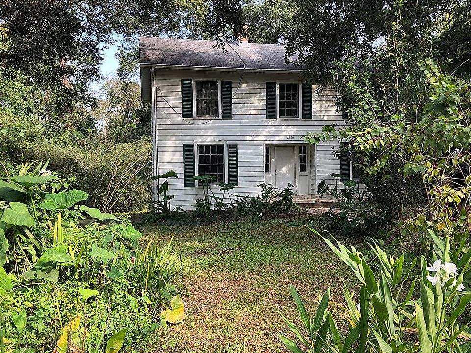 A lovely home tucked away 