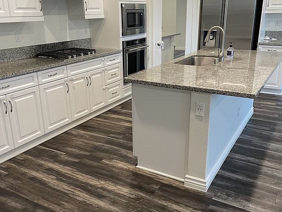 3rd image of 2388 Yasamin Pl