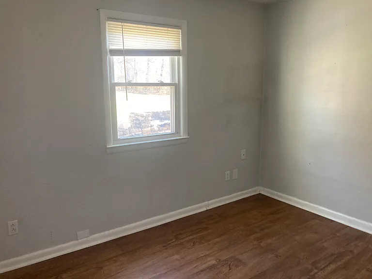 959 Timberlake Dr #4 — Photo 6