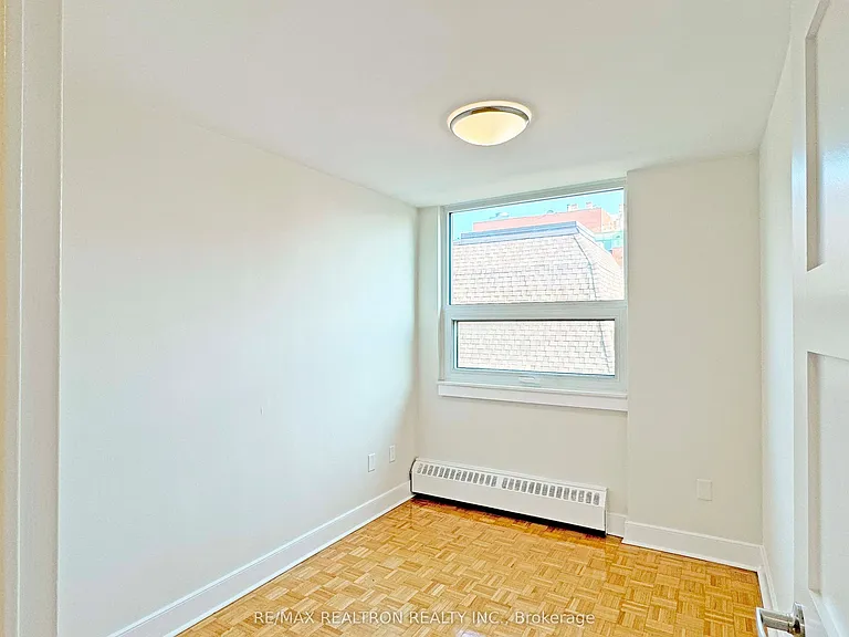 485 Huron St #801 — Photo 9